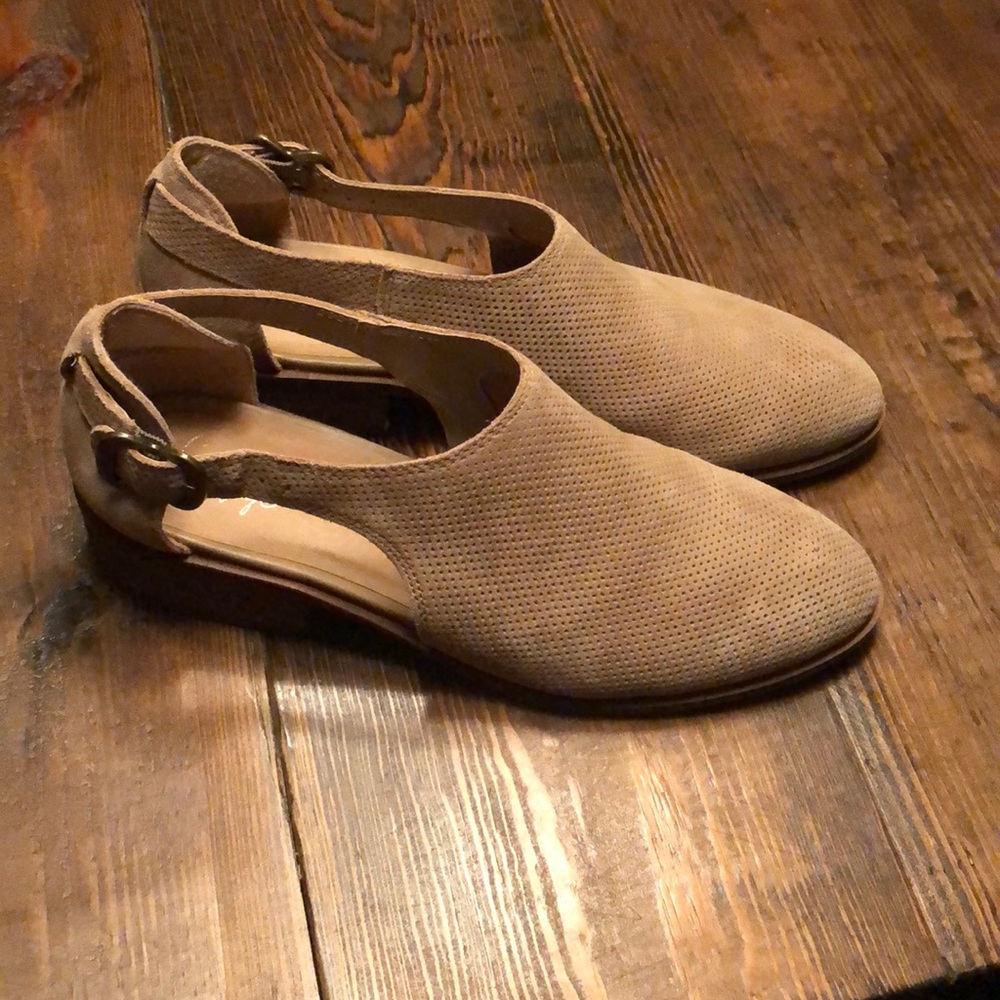 Crown Vintage  NWOT
